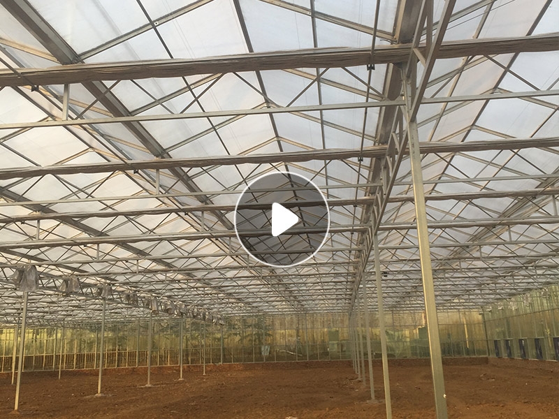 智能玻璃温室施工完成